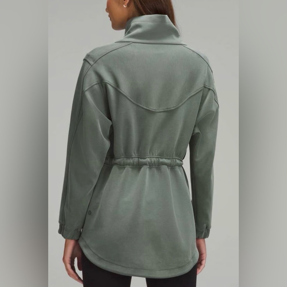 NWT Lululemon Softstreme Cinch-Waist Jacket Smoked Spruce Size 6 - Picture 3 of 15
